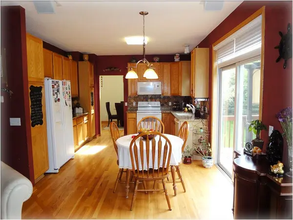 17715 48th PL N, Plymouth, MN 55446