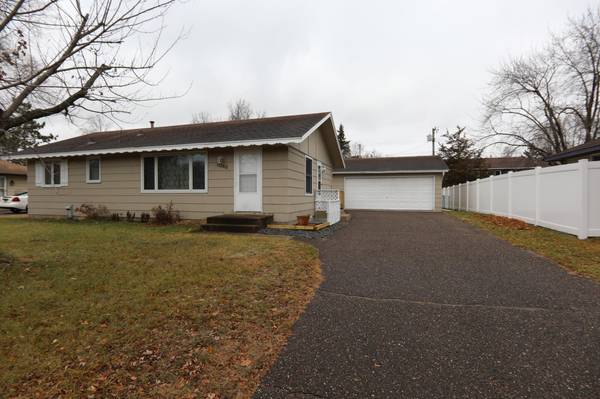 2348 113th AVE NW, Coon Rapids, MN 55433