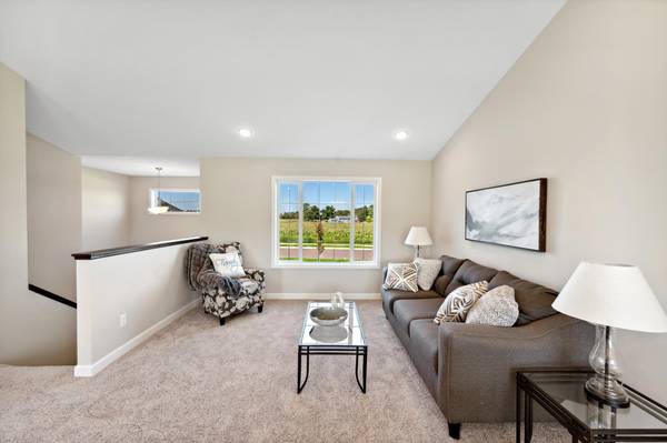 1373 Oak Ridge ST, Hanover, MN 55341