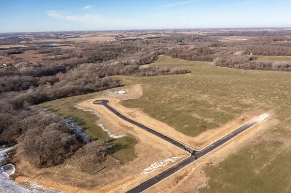 3697 (L1B4) Royal Oaks Farm LN SW, Rochester, MN 55902