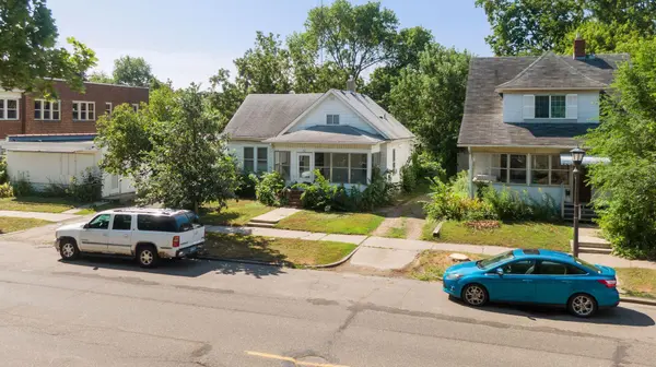 1708 Selby AVE, Saint Paul, MN 55104