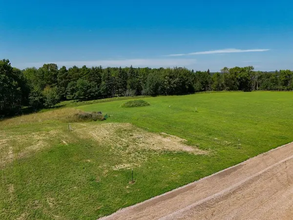 37577 470th St #02, Frazee, MN 56544