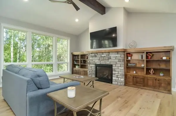 6478 Fox RD, Lino Lakes, MN 55014