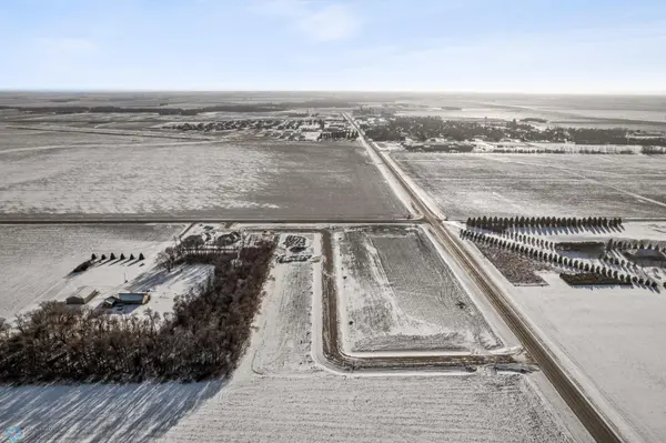 631 Norman Drive, Kindred, ND 58051