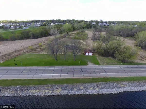 609 Lake BLVD, Buffalo, MN 55313