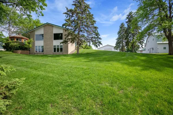 1430 Pulaski RD, Buffalo, MN 55313