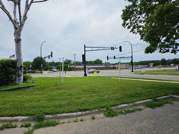 1611 Highway 12 E, Willmar, MN 56201