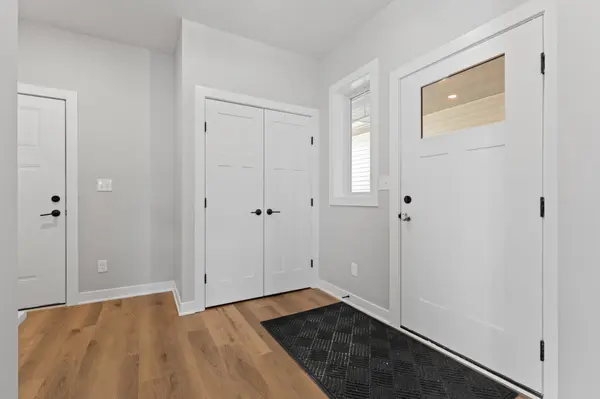 700 Shardlow PL NE, Byron, MN 55920