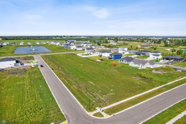 10258 73rd ST S, Horace, ND 58047
