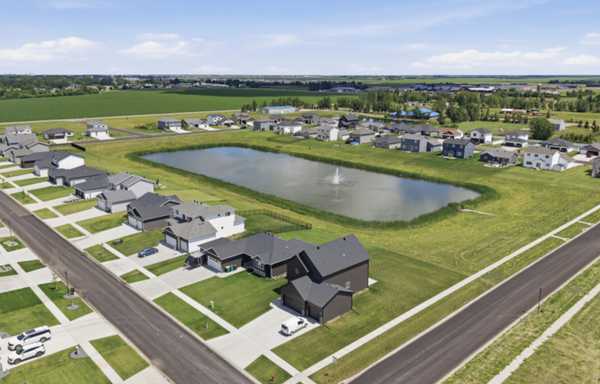 10234 73rd ST S, Horace, ND 58047