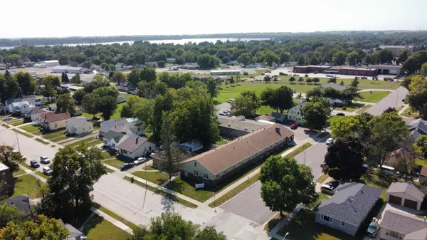 965 Mcmillan ST, Worthington, MN 56187
