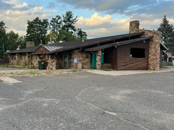327 Fire Monument RD, Hinckley, MN 55037