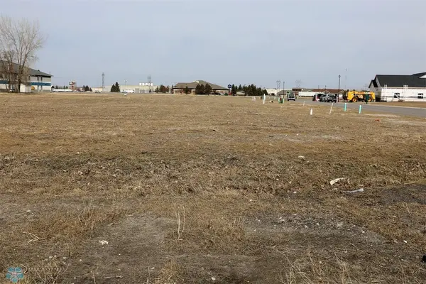 1737 Magnolia, Wahpeton, ND 58075