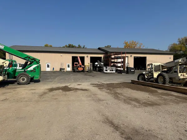 7401 126th ST W, Savage, MN 55378