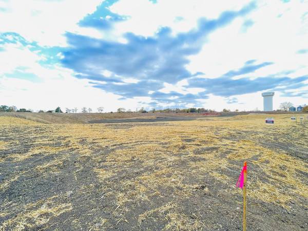 5 Cottonwood Lake BLVD, Windom, MN 56101