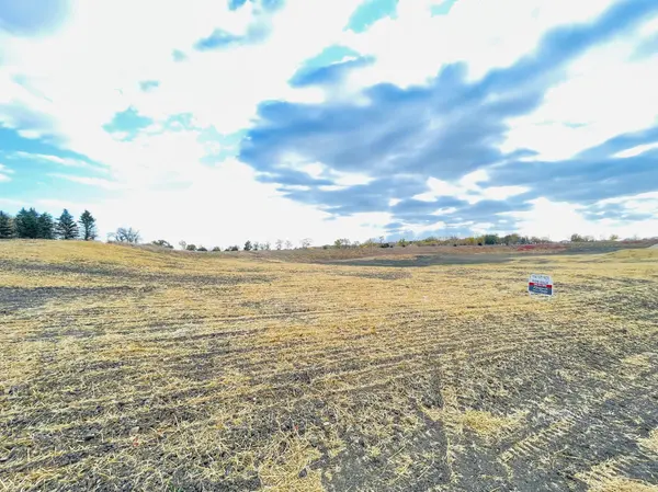 31 Cottonwood Lake BLVD, Windom, MN 56101