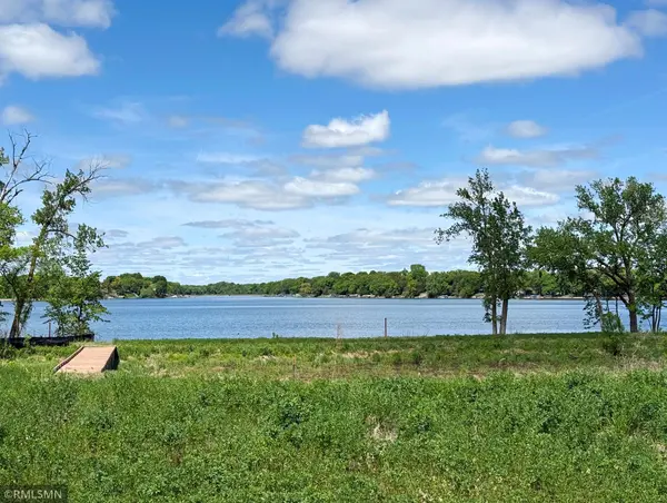 7610 Lake John DR, Annandale, MN 55302
