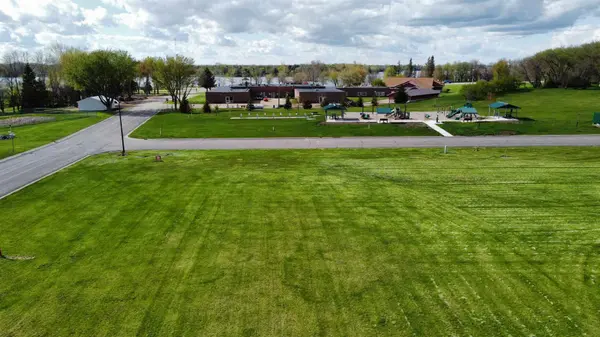 4001 Lake Yankton Ave, Balaton, MN 56115
