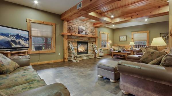 18059 County Highway OO, Chippewa Falls, WI 54729