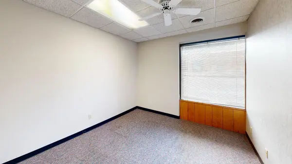 130 Willmar AVE SE #4, Willmar, MN 56201