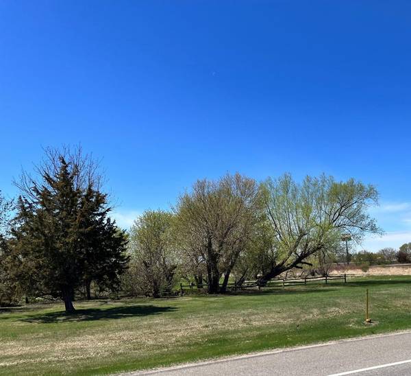 TBD Kraft DR SE, Melrose, MN 56352