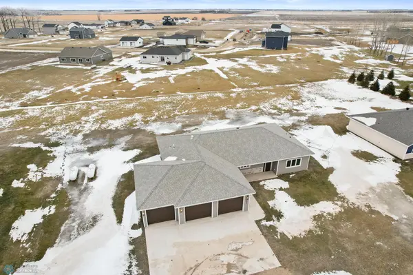 608 Blaine ST N, Colfax, ND 58018