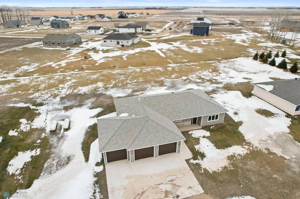 608 Blaine ST N, Colfax, ND 58018