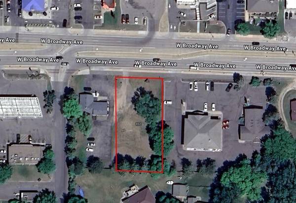 932 W Broadway AVE, Forest Lake, MN 55025