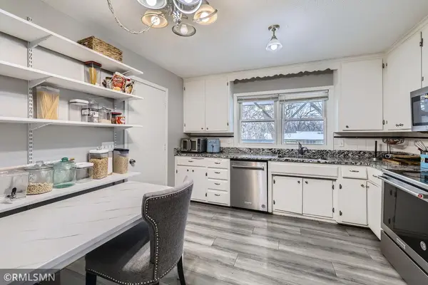 185 Craigbrook WAY NE, Fridley, MN 55432