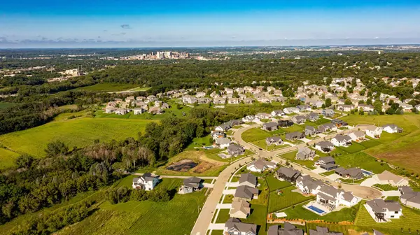 3338 Bella Terra RD NE Rochester, MN 55906