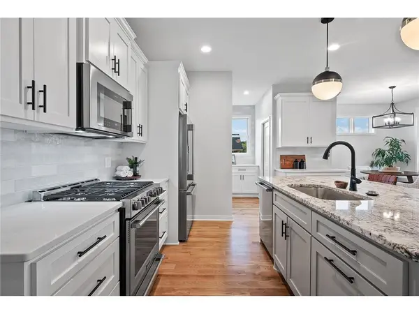 11236 Freedom WAY, Hanover, MN 55341