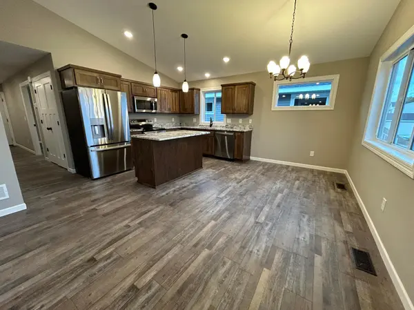11252 Prairie Village LN, Becker, MN 55308