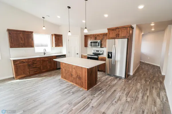 1392 Prairie Lane, Wahpeton, ND 58075