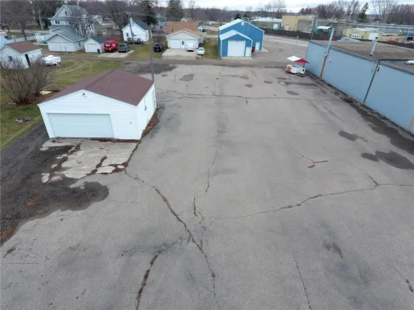 326 1st ST NE, Blooming Prairie, MN 55917