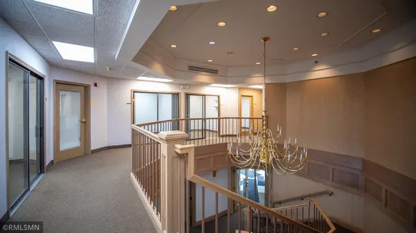 140 Elton Hills LN NW, Rochester, MN 55901