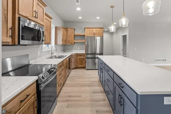 709 BLAINE ST N, Colfax, ND 58018
