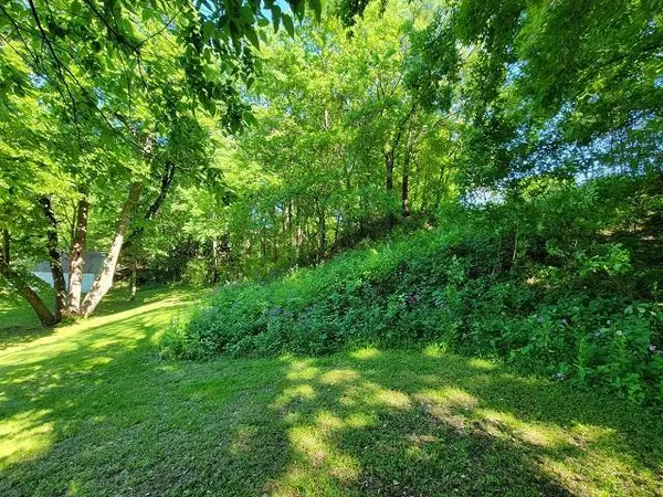 XXX W Church ST, Belle Plaine, MN 56011