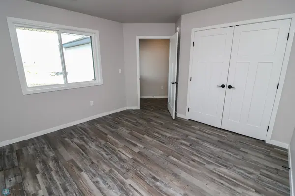 1406 Prairie Lane, Wahpeton, ND 58075