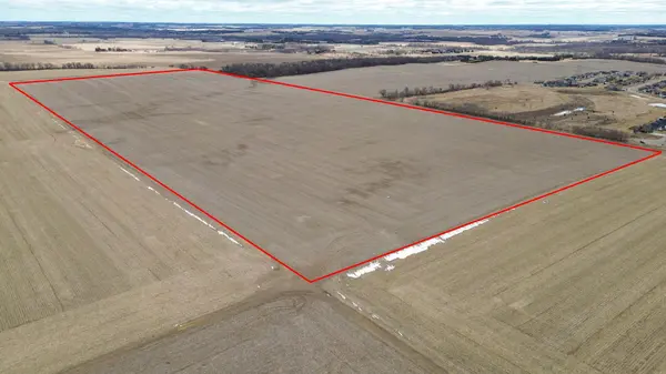xxx Prairie RD, New Richmond, WI 54017
