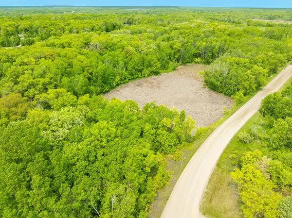 000 Miltona Carlos RD NE, Carlos, MN 56319