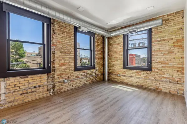 117 Broadway N #307, Fargo, ND 58102