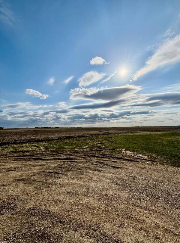1102 9th AVE SW, Pipestone, MN 56164