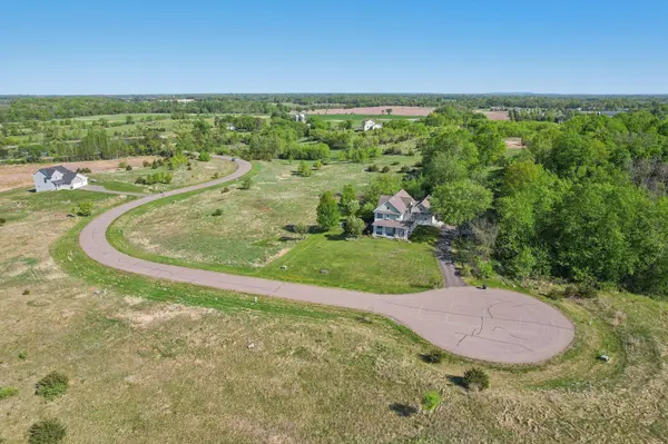 Lot 10 Block 5 Silo CT, Shafer, MN 55074