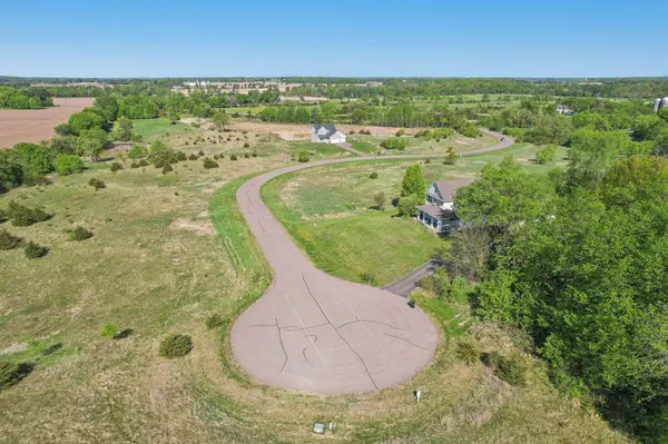 Lot 8 Block 5 Silo CT, Shafer, MN 55074