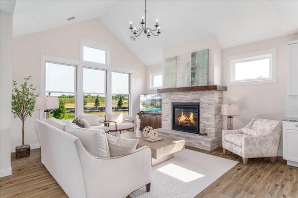 2477 Sharon Lane, Hudson, WI 54016
