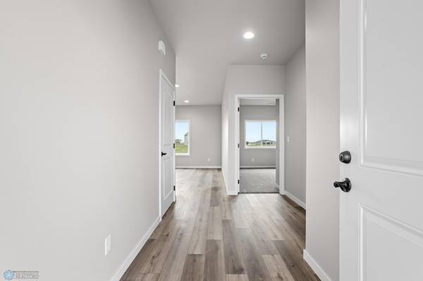 216 Laverne LN, Colfax, ND 58018