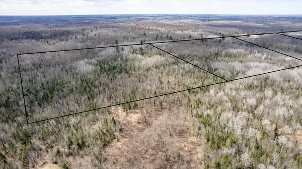 5600 E Otto RD, South Range, WI 54874