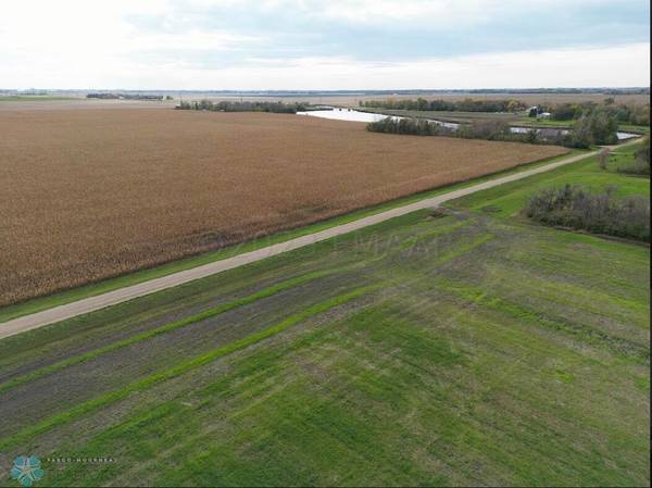 5386 52 AVE N, Fargo, ND 58102