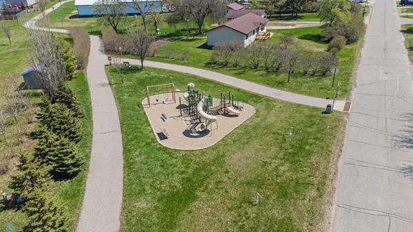 1115 Red Willow CIR, Frazee, MN 56544