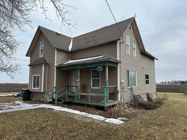 807 County Road 6, Renville, MN 56284